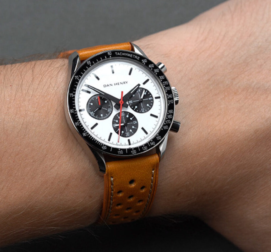 Dan Henry 1962 Racing Chronograph: A pretty great affordable alternati