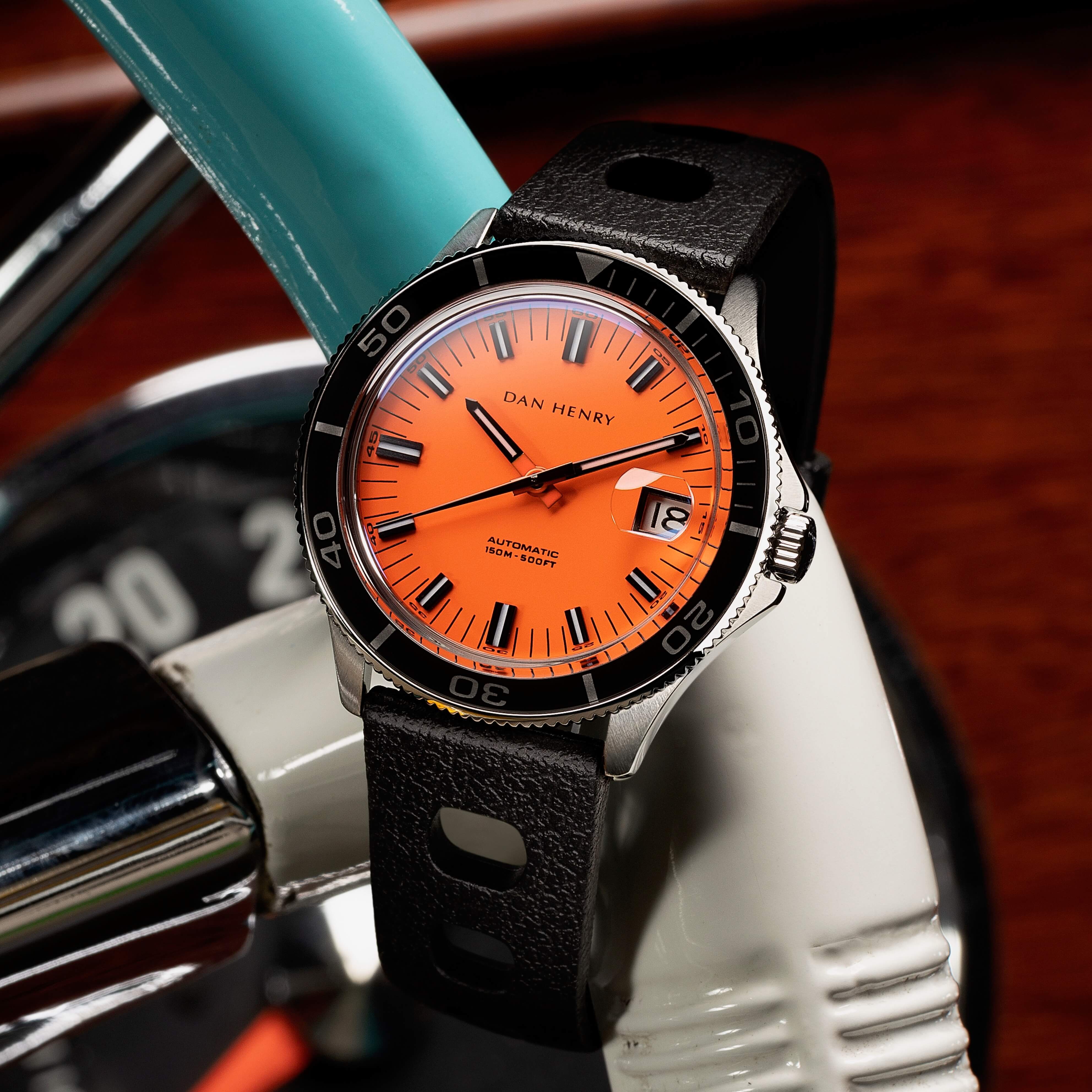 1975 Rubber Strap | Dan Henry Vintage Watches