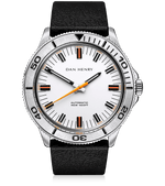 White Steel / Automatic / Regular / 39mm / No Date